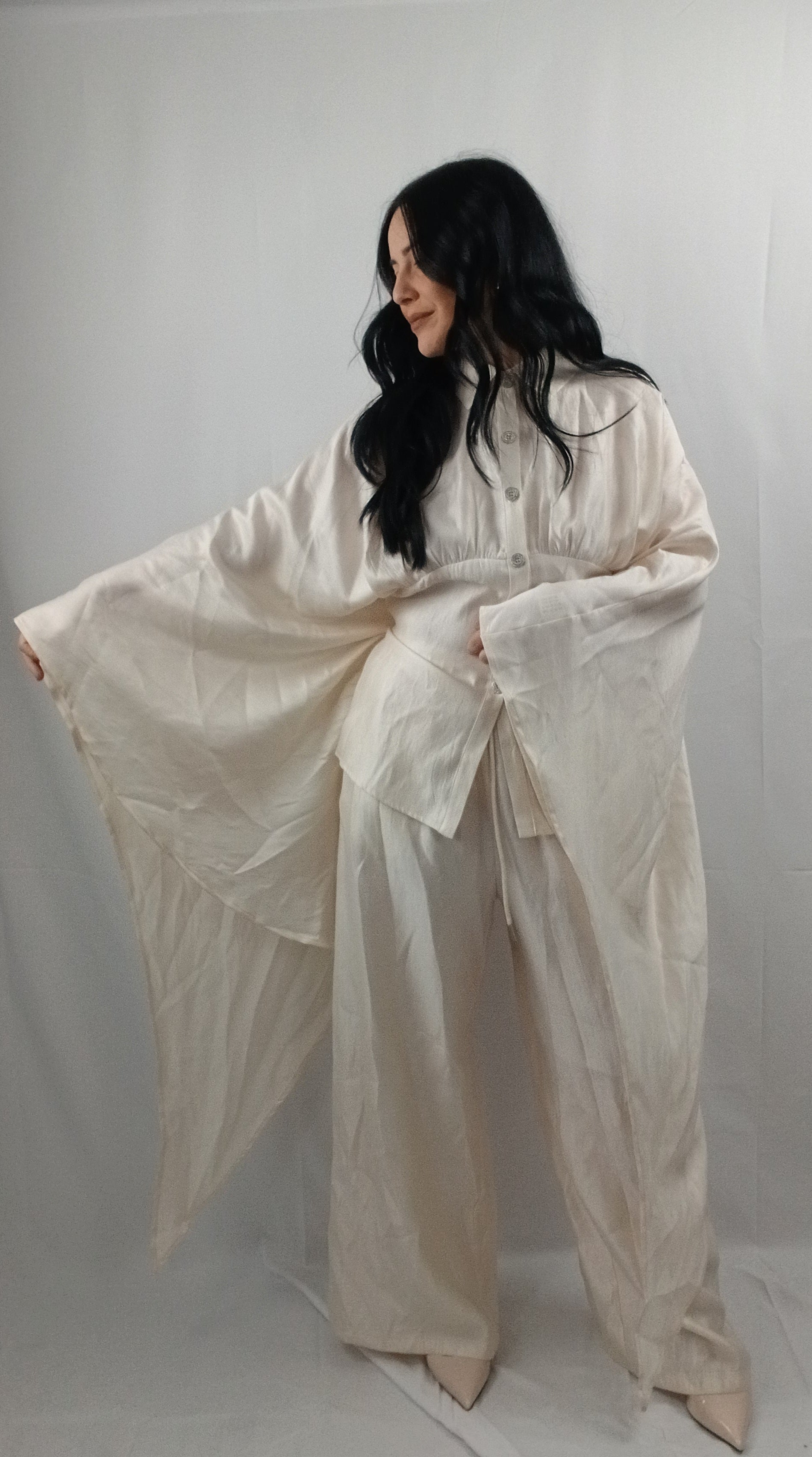 Vestito Elegante a Manica Aperta