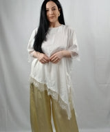 Maglia Curvy in Raso con Rifiniture in Pizzo