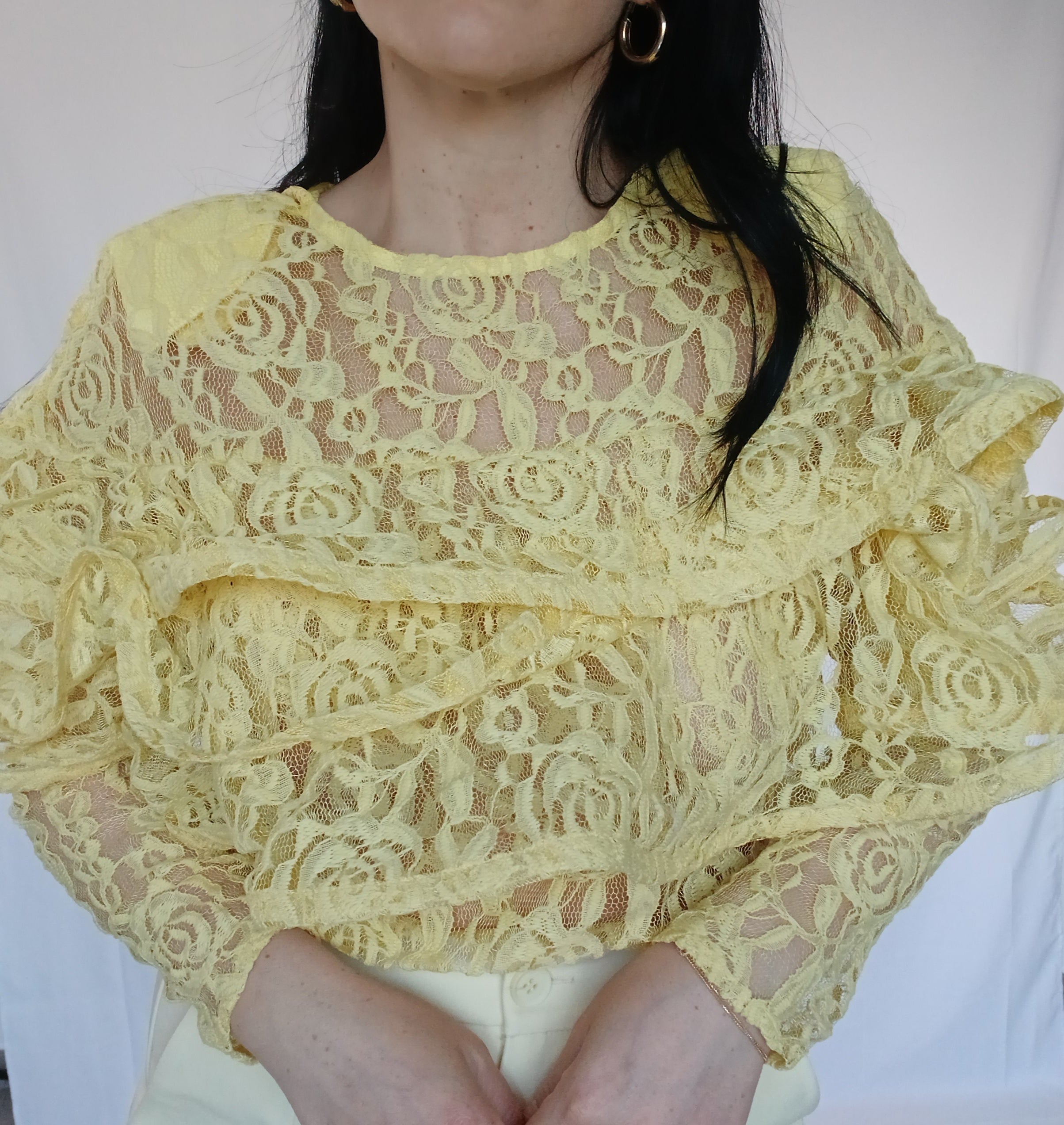 Blusa in pizzo floreale