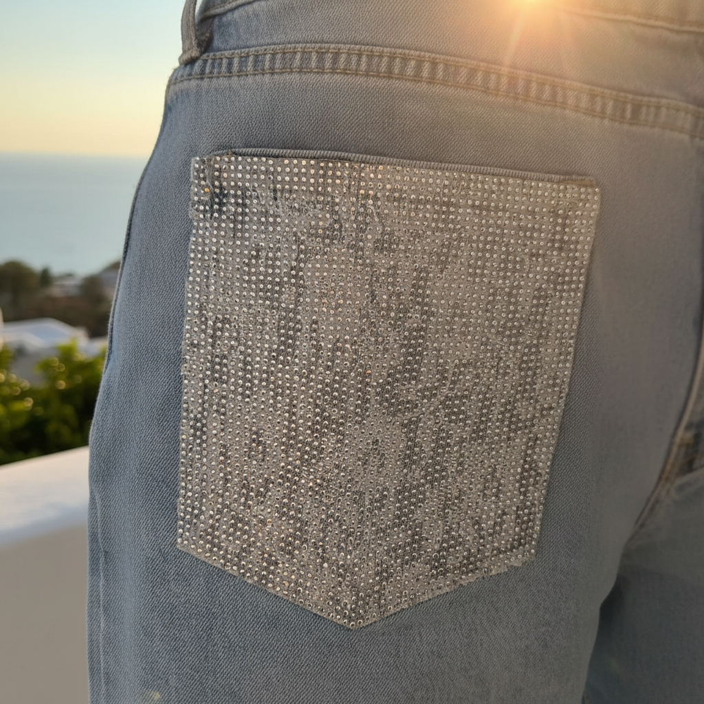 Bermuda jeans con tasche brillantini con bianco