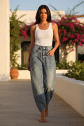 Jeans Balloon – Walking Pose